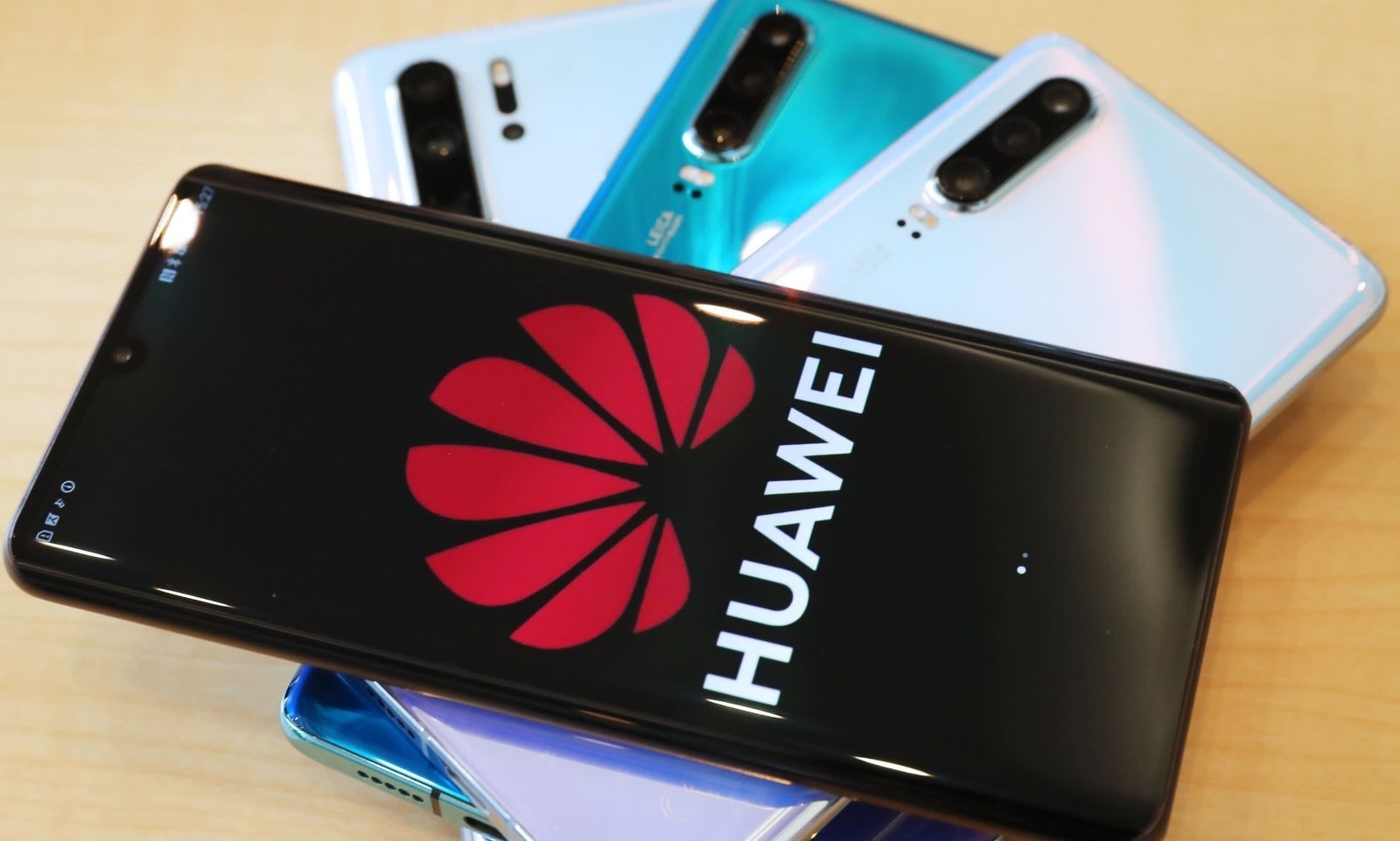 Huawei espera vender este año la mitad de terminales que el año pasado