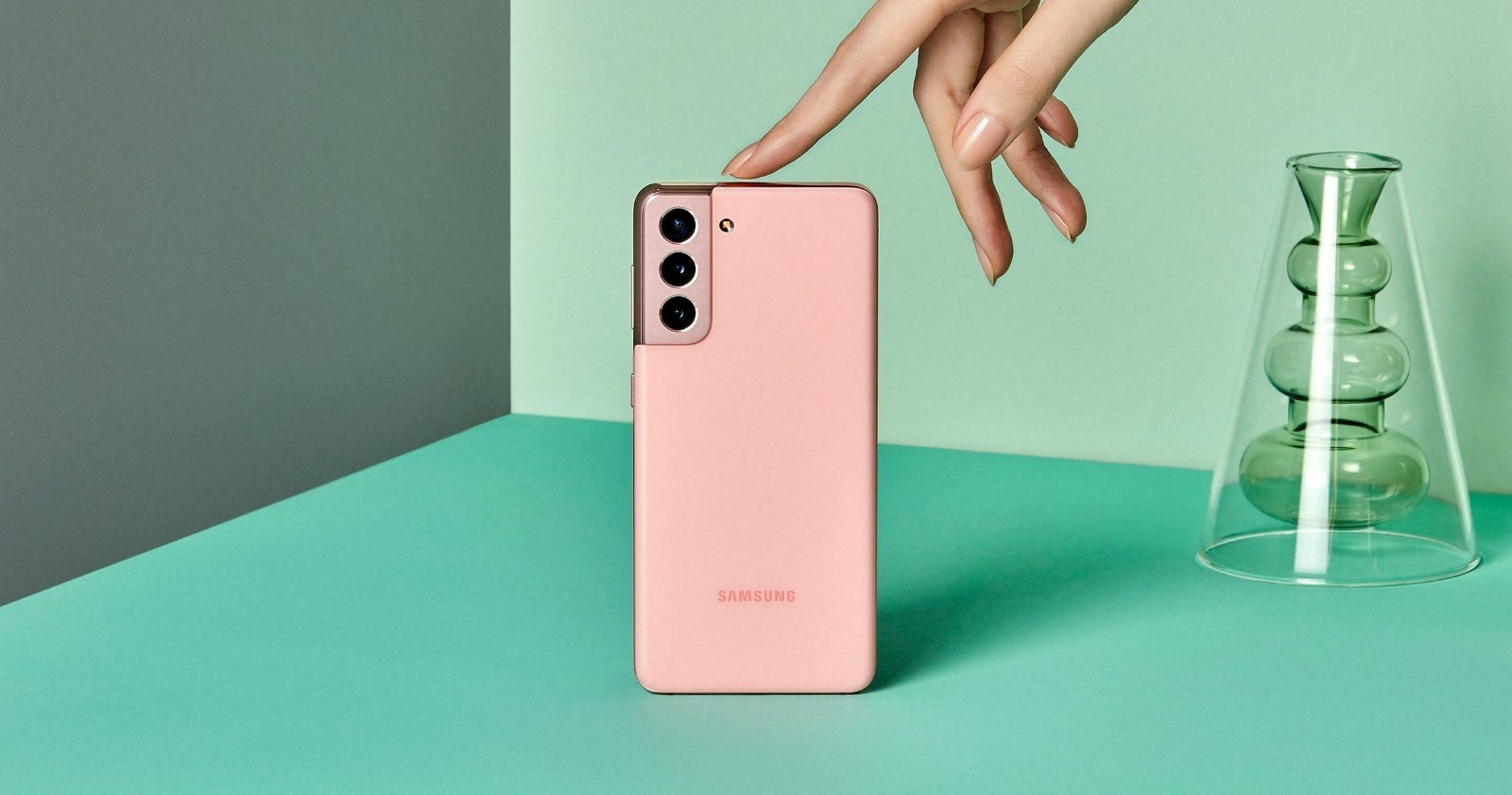 Samsung Galaxy S21 pink